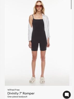 Aritzia Wilfred Free Divinity Black Scoop-Neck Romper
